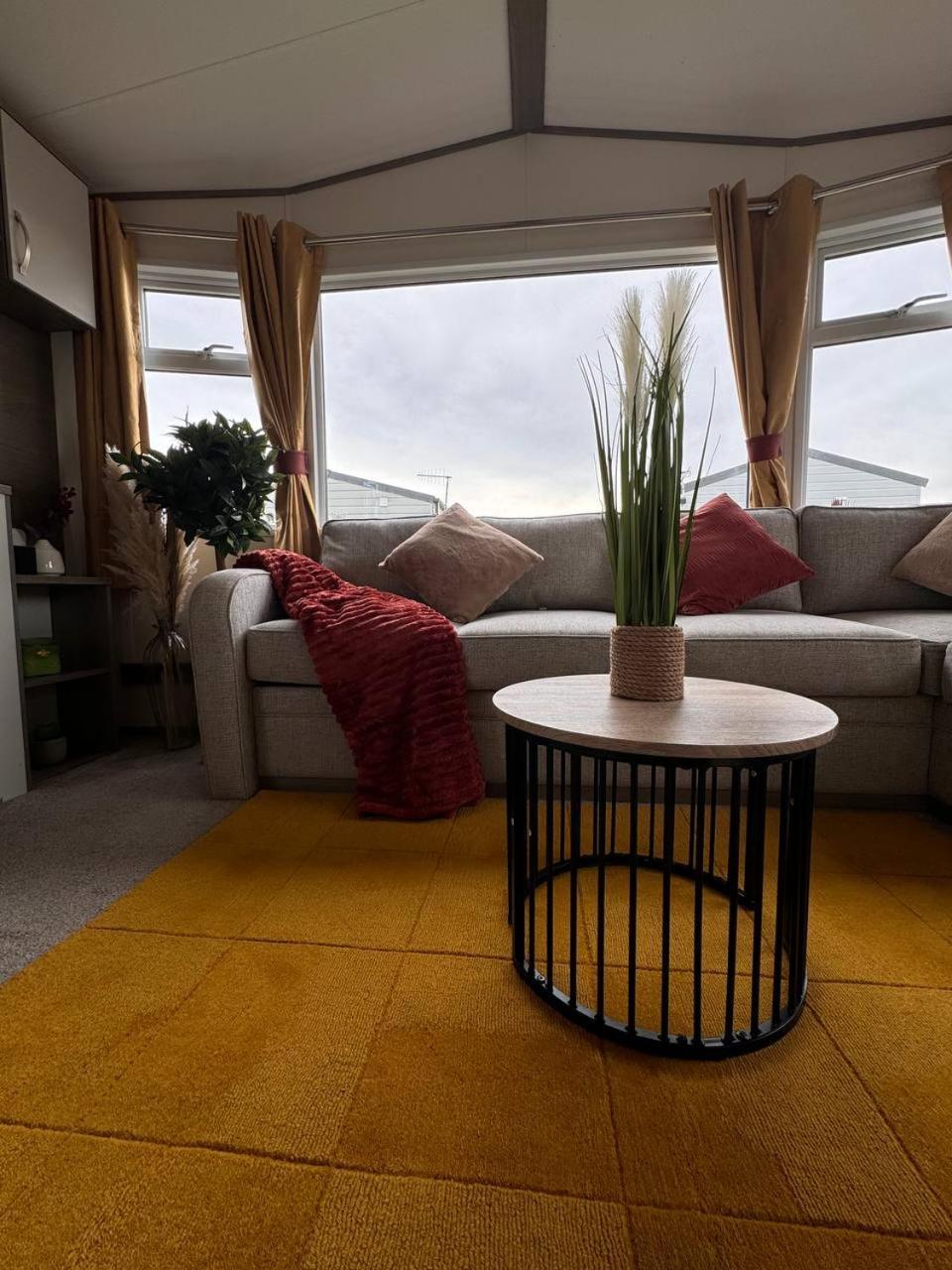 Holiday Home In Durdle Door With Stunning Sea View Уэст-Лулворт Экстерьер фото
