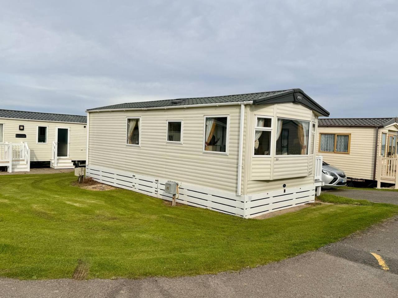 Holiday Home In Durdle Door With Stunning Sea View Уэст-Лулворт Экстерьер фото